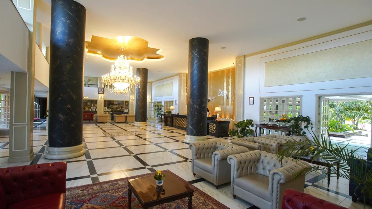 Sarova Woodlands Hotel And Spa นาคูรู ภายนอก รูปภาพ