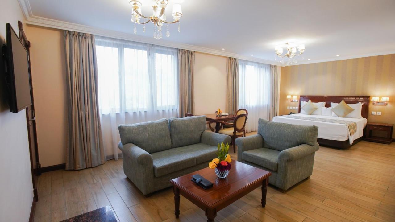 Sarova Woodlands Hotel And Spa นาคูรู ภายนอก รูปภาพ