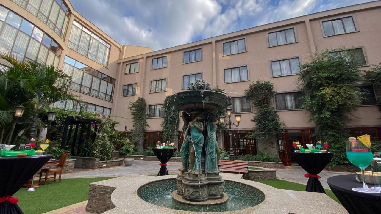 Sarova Woodlands Hotel And Spa นาคูรู ภายนอก รูปภาพ