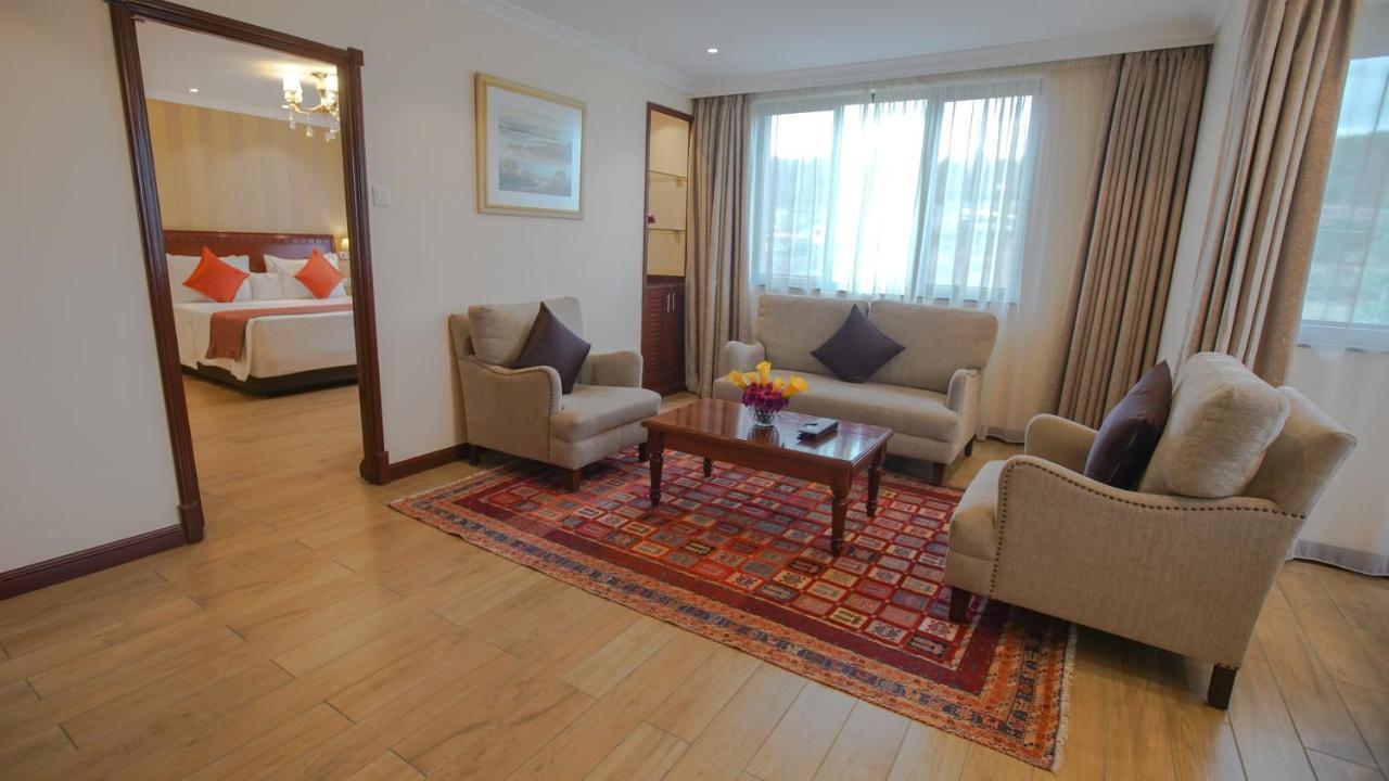 Sarova Woodlands Hotel And Spa นาคูรู ภายนอก รูปภาพ