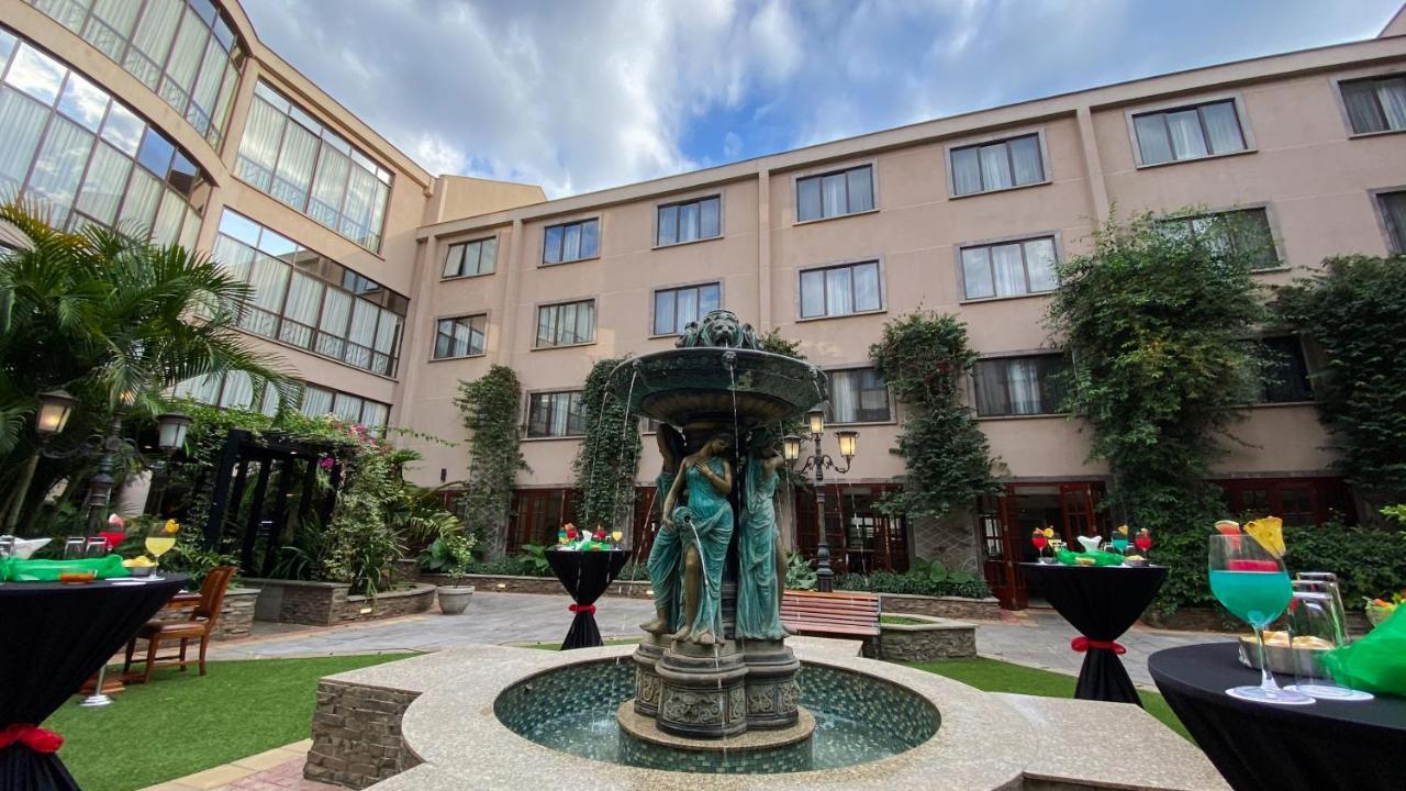 Sarova Woodlands Hotel And Spa นาคูรู ภายนอก รูปภาพ