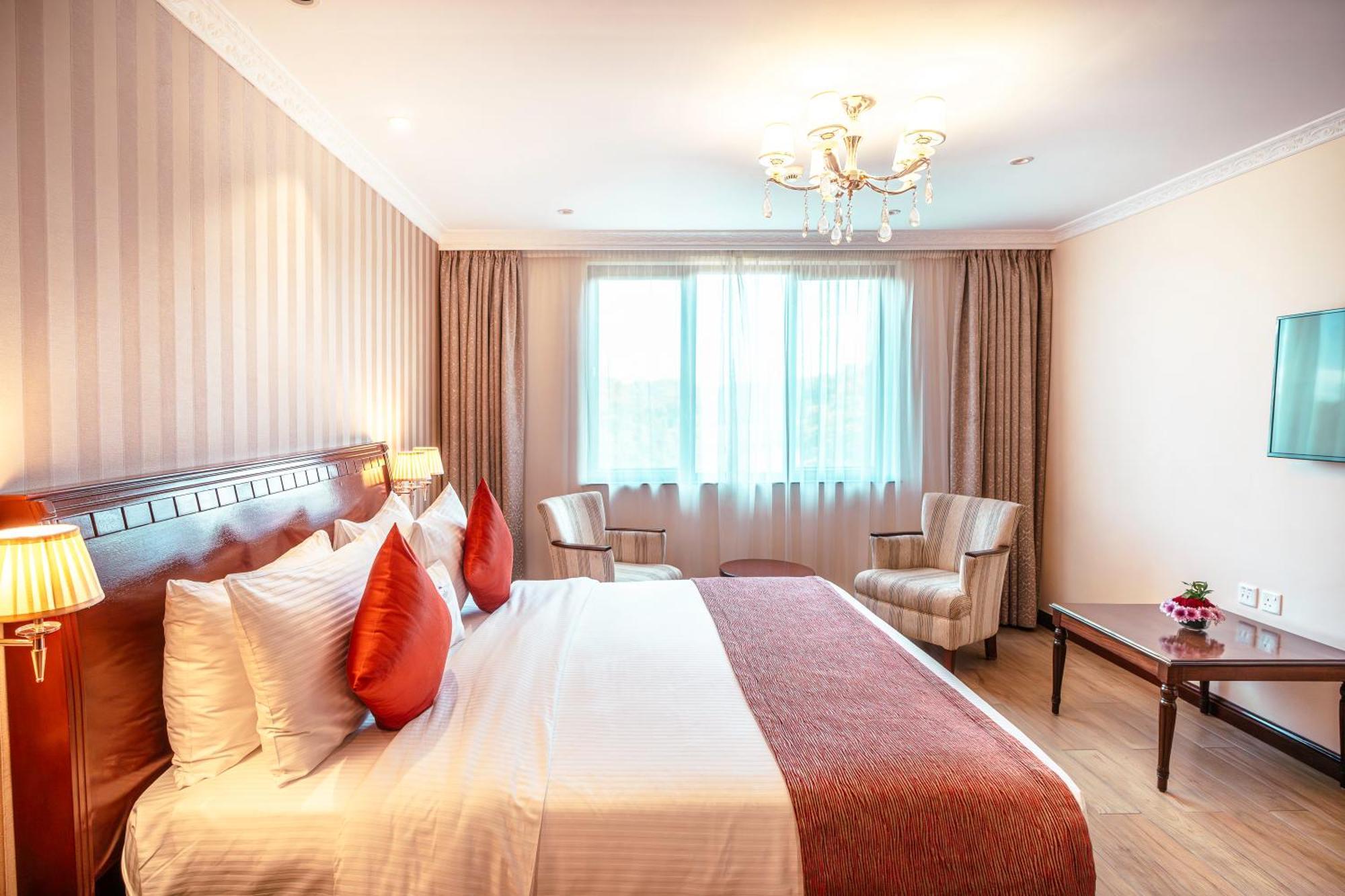 Sarova Woodlands Hotel And Spa นาคูรู ภายนอก รูปภาพ
