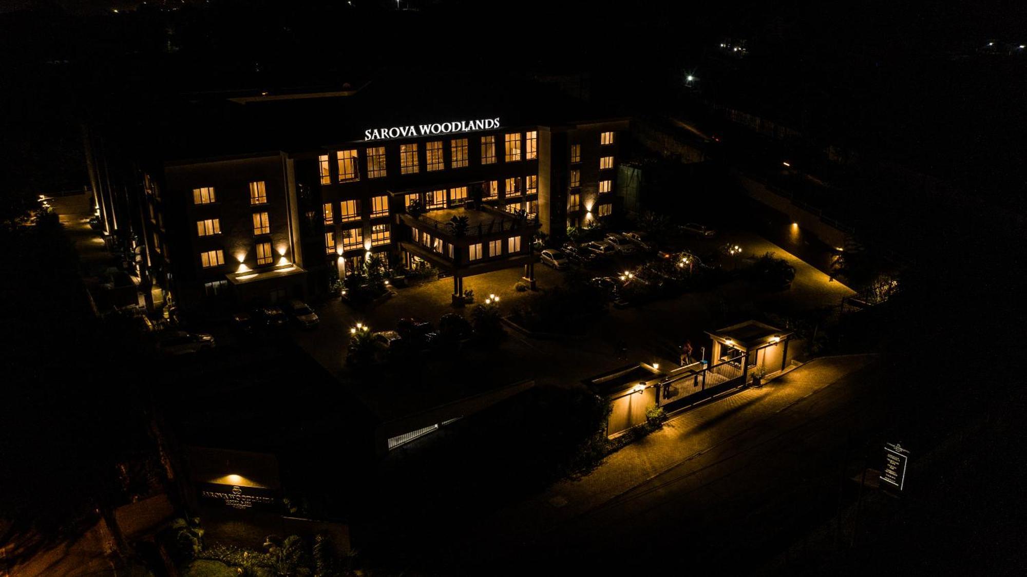 Sarova Woodlands Hotel And Spa นาคูรู ภายนอก รูปภาพ